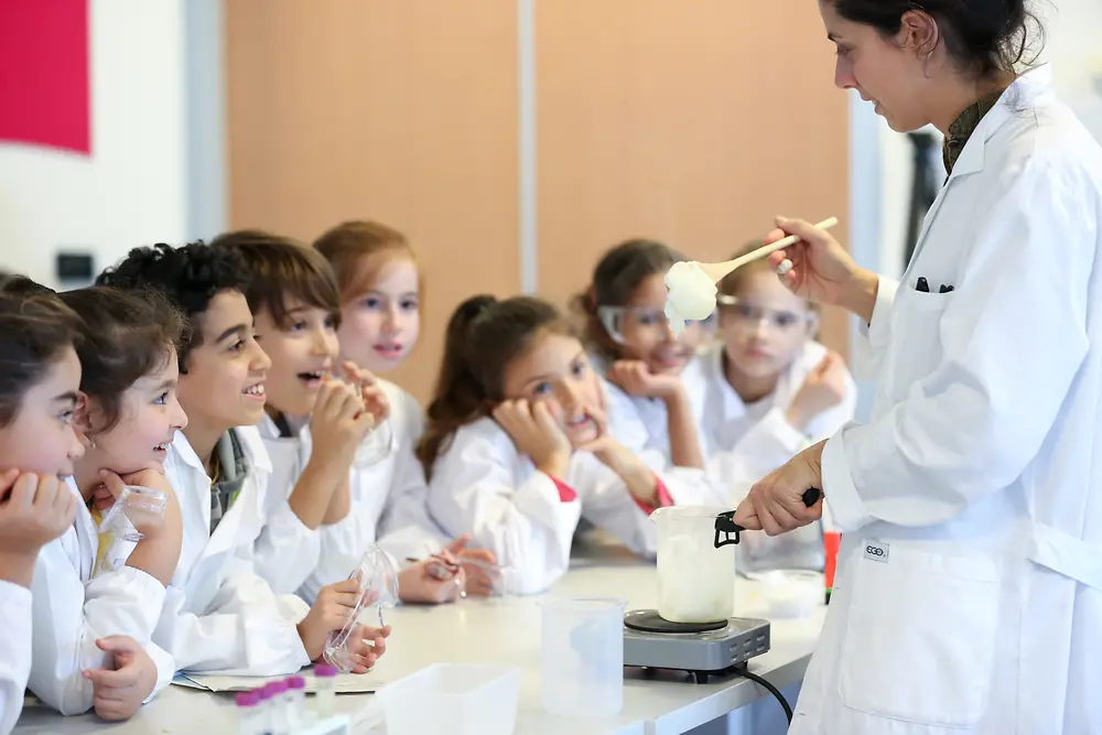 Il metodo scientifico, per bambini che diventano piccoli ricercatori