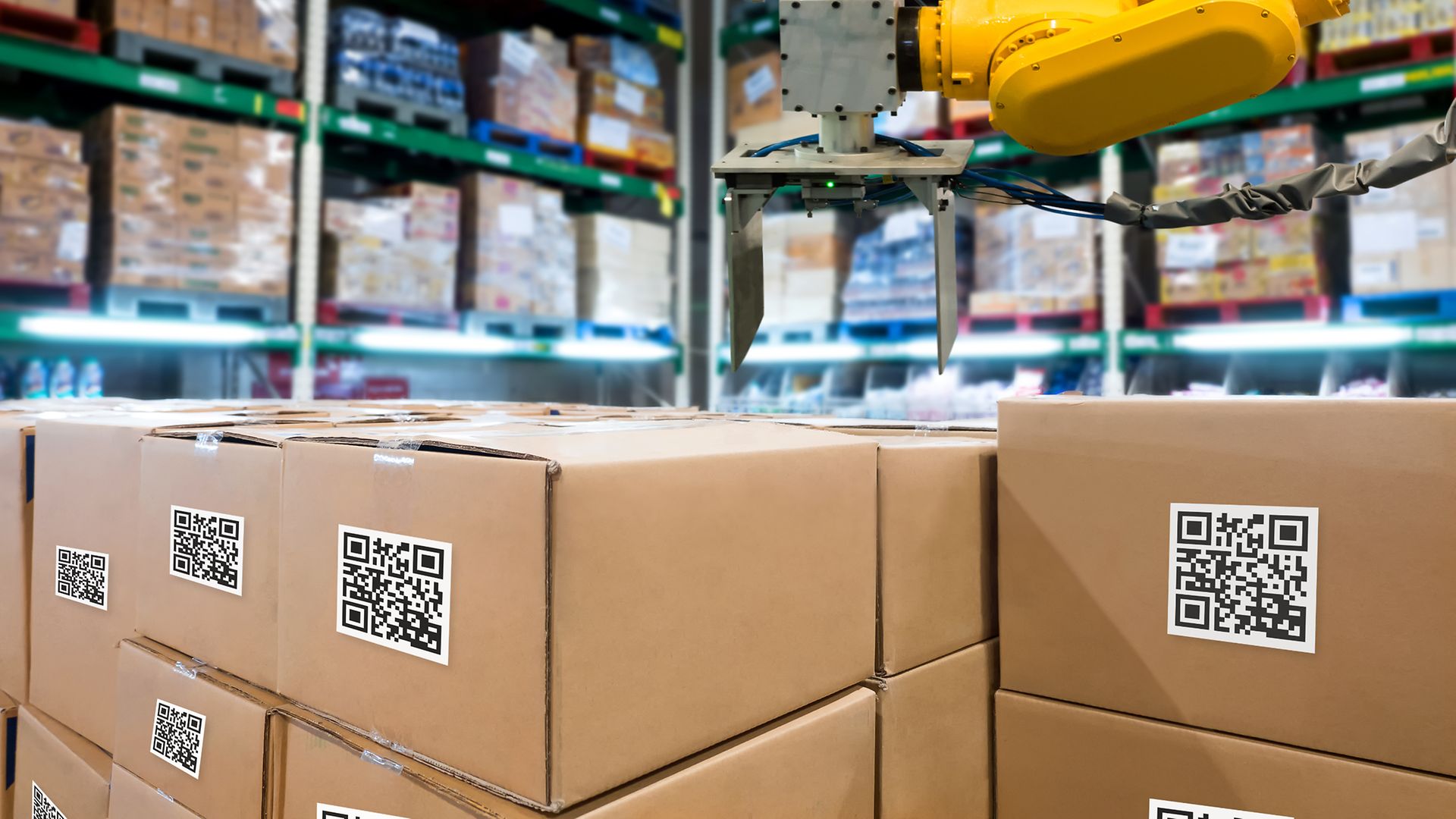 Digitalizzazione e automatizzazione dei magazzini permettono a Henkel di rendere la logistica più sostenibile.