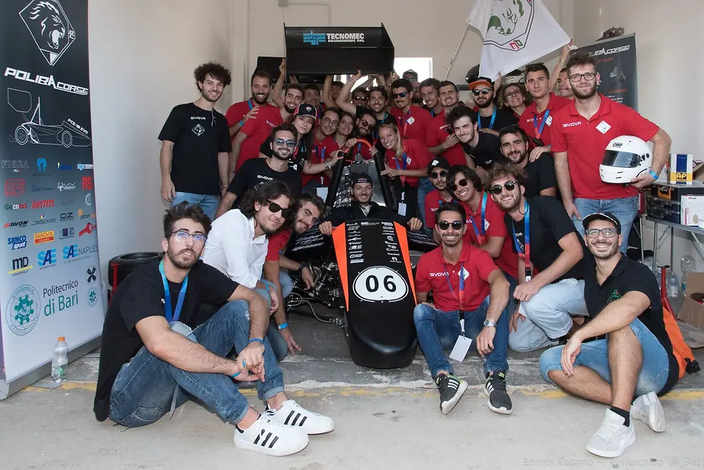Team universitari progettano e realizzano le monoposto della Formula Sae