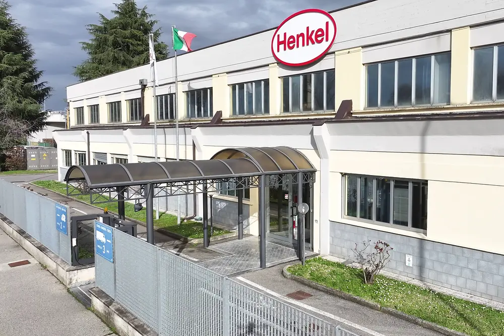 Henkel Zingonia 60 anni facciata