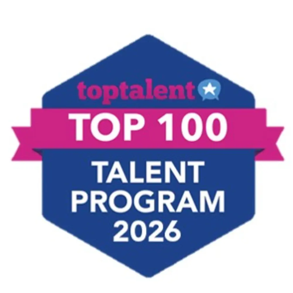 Logo del premio Top 100 Talent Program 2026.