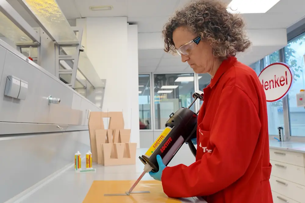 
Nel corso di oltre un decennio di collaborazione, Henkel ha messo a disposizione del progetto estese attività di test e competenze tecniche dedicate