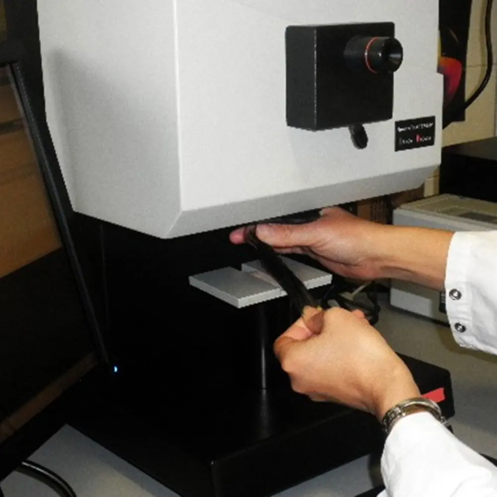 
Misurazione di laboratorio del colore dei capelli