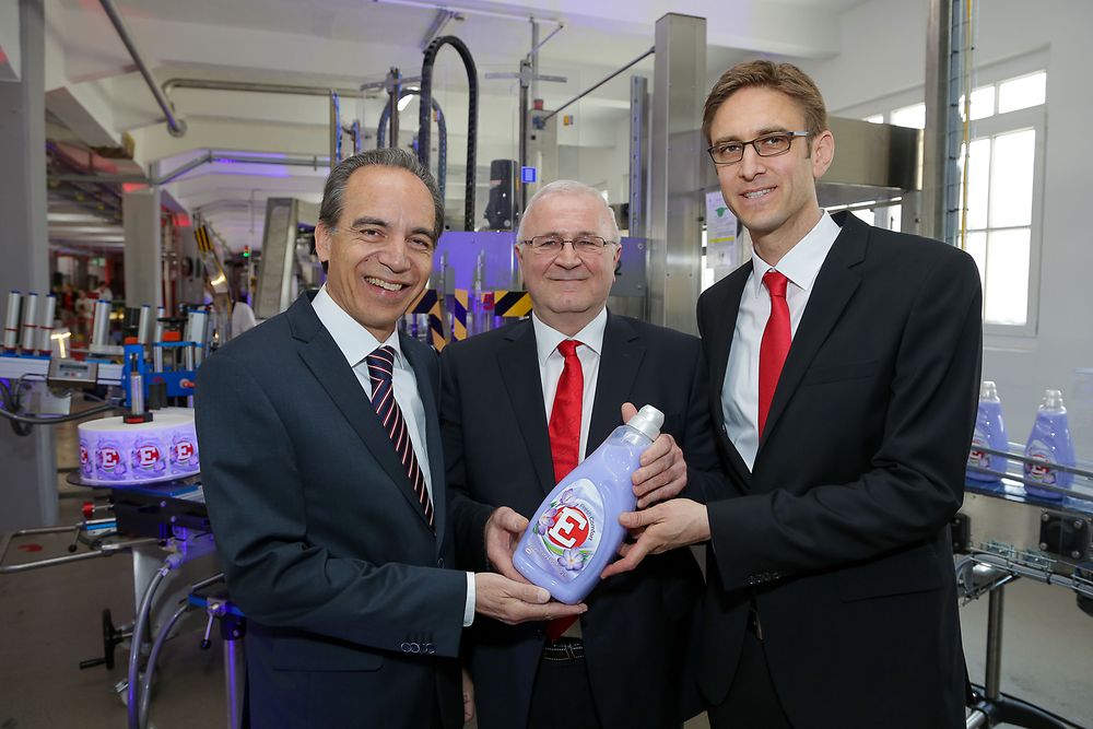 Günter Thumser, President, Henkel Central Eastern Europe (CEE), Alfred Smyrek, Plant Manager Vienna, Mattias Thraen, Production Steering CEE